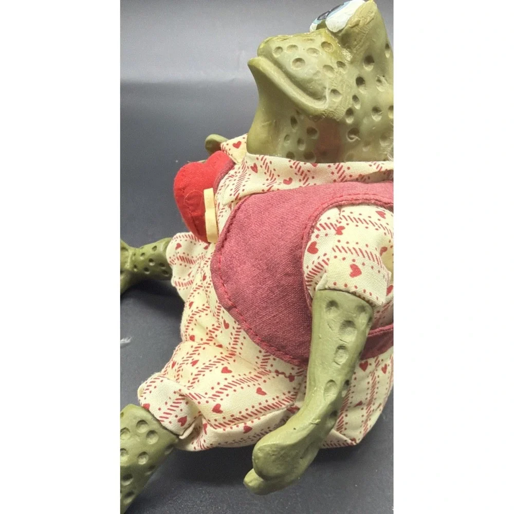 Valentino Frog Shelf Sitter Russ Berrie Kathleen Kelly's Frog 422L‎ With Tag VTG
